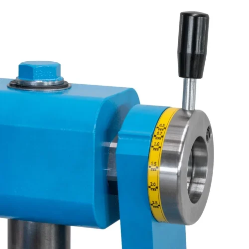Clamping beam pressure adjuster