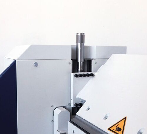 Clamping pressure adjustment of the clamping beam